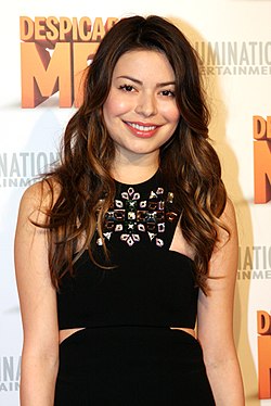 Miranda Cosgrove Sydneyssä kesäkuussa 2013.