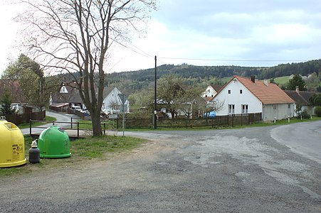 Carrefour à Nekvasovy.