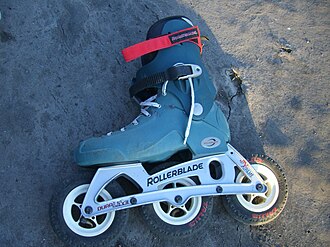 A rollerblade skate Rollerblade-coyote.JPG