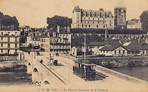 Tramway sur le Pont de Jurançon, dans les années 1910.