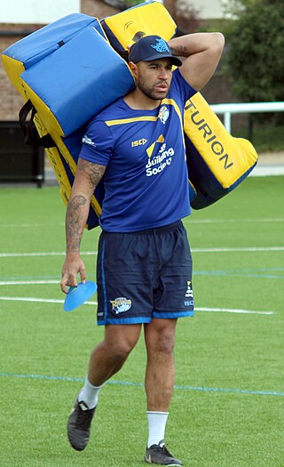 <span class="mw-page-title-main">Chev Walker</span> Former GB & England international rugby league & union footballer