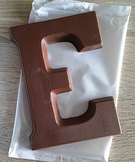 Melk chocoladeletter E