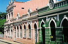 Olinda, metropolitan region of Recife, in the State of Pernambuco, founded by Portuguese. OlindaStreet.jpg