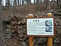 三峯神社（日语：三峯神社）与云取山之间的炭窑遗迹