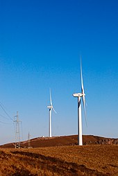 A group of wind turbines in Zhangjiakou, Hebei, China Xi Dian Zi Liang Feng Che 2.jpg