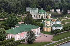 Садиба Кусково, палац і павільйони в парку.