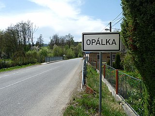 Silnice II/171 v Opálce