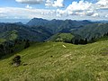 Monte Tombea, la località Casinèch ove sorgono le fontane d'abbeverata. Qui sorgeva l'antico edificio di ristoro della malga di Magasa distrutta da un incendio nel 1859 ad opera dei soldati austriaci