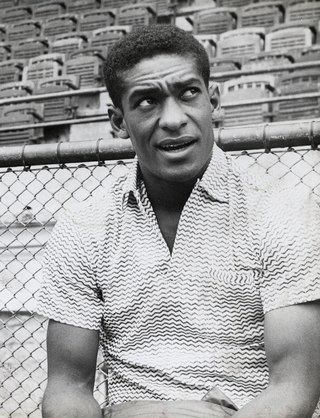 <span class="mw-page-title-main">Waldo (footballer)</span> Brazilian footballer (1934–2019)