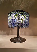 Lampu Wisteria Tiffany Studios, c. 1902