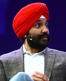 Navdeep Bains3 (cropped).jpg