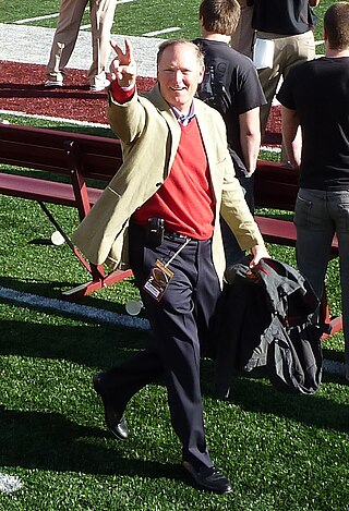 <span class="mw-page-title-main">Pat Haden</span> American football player (born 1953)