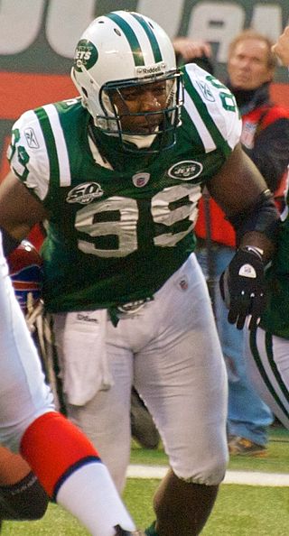 <span class="mw-page-title-main">Bryan Thomas (American football)</span> American football player (born 1979)