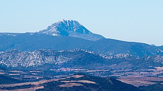 Vue prise de Força Réal, village de Lesquerde.