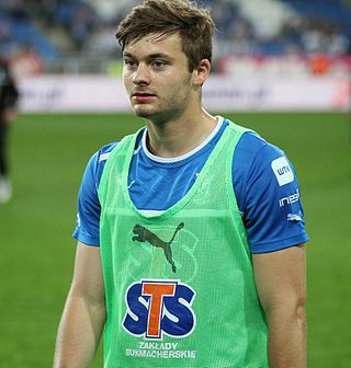 <span class="mw-page-title-main">Karol Linetty</span> Polish footballer (born 1995)