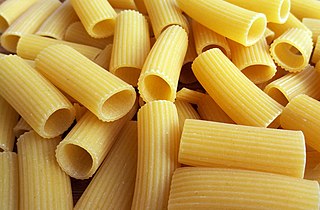 <span class="mw-page-title-main">Rigatoni</span> Type of pasta