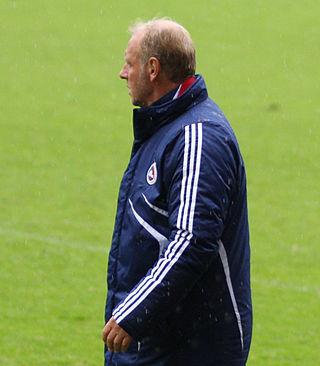 <span class="mw-page-title-main">Rüdiger Abramczik</span> German footballer and coach