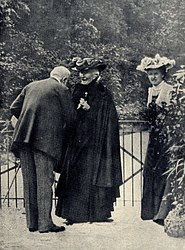 Cosima Wagner with her daughter Eva, 1906