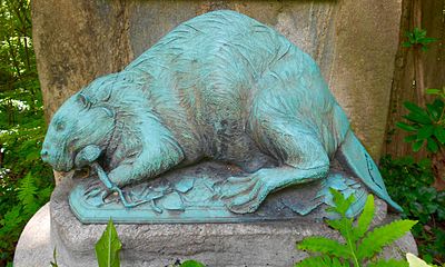 Beaver sculpture by Albert Laessle, part of a 1926 historic marker near Thunderbird Lodge