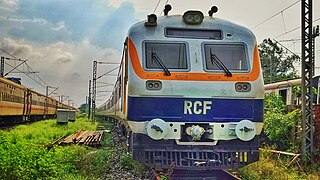 <span class="mw-page-title-main">MEMU</span> Electric multiple unit trains in India