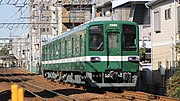 Green-liveried 8000 series set 8568 in February 2017