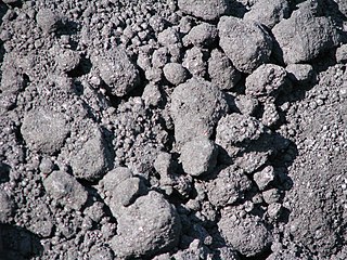 <span class="mw-page-title-main">Petroleum coke</span> Solid carbon-rich material