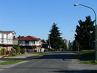 <span class="mw-page-title-main">Willingdon Heights</span> Neighourhood in Burnaby, British Columbia