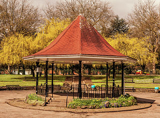 <span class="mw-page-title-main">Ynysangharad War Memorial Park</span>