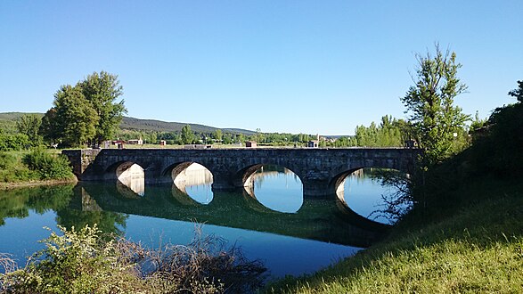 Pont Mercadillo dreist an Esla e Cistierna (León)