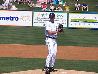 <span class="mw-page-title-main">Mike Maroth</span> American baseball player & coach (born 1977)