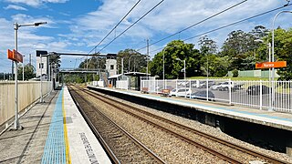 <span class="mw-page-title-main">Narara railway station</span> Railway station in New South Wales, Australia