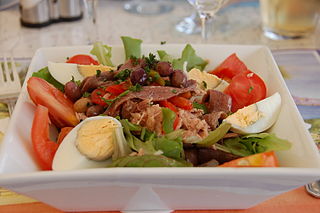 <i>Salade niçoise</i> French salad with anchovies or tuna