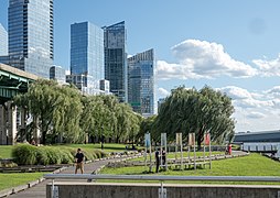 Riverside Park looking south (01585).jpg