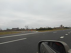 SB Wantagh State Parkway; U-Turn before Jones Beach State Park Sign.jpg