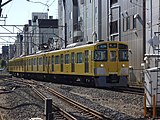 新2000系 （2010年12月10日 一橋学園駅）