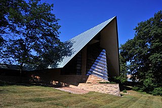 <span class="mw-page-title-main">Shorewood Hills, Wisconsin</span> Village in Wisconsin, United States