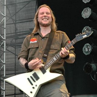 <span class="mw-page-title-main">Jesper Strömblad</span> Swedish guitarist (born 1972)