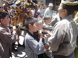 Bambini mikoshi (Sanja Matsuri)