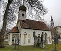 Kriegerkapelle, im Hintergrund St. Alto ⊙48.38663211.256496