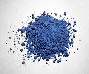 Bột màu lam sẫm làm từ lapis lazuli. Sắc xanh đắt tiền nhất ở thời Phục hưng, thường được dành riêng để lên màu y phục của Thiên thần hoặc Trinh nữ Mary