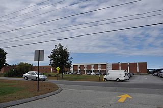 <span class="mw-page-title-main">Salem High School (New Hampshire)</span> Public high school in Salem, New Hampshire , United States