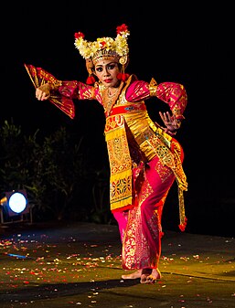 Legong dancer, full body shot