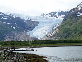 <span class="mw-page-title-main">Svartisen</span> Glaciers in Nordland, Norway