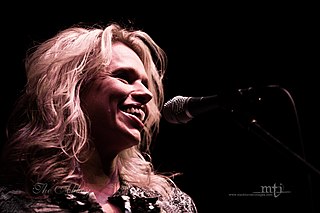 <span class="mw-page-title-main">Beccy Cole</span> Musical artist