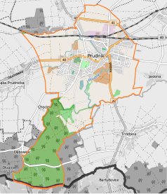 Mapa konturowa Prudnika, w centrum znajduje się punkt z opisem „Stadnina koni Prudnik”