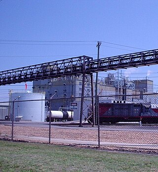 <span class="mw-page-title-main">Chemical plant</span> Industrial process plant that manufactures chemicals