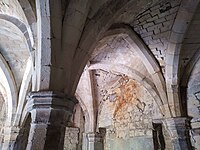 Column capital and ceiling