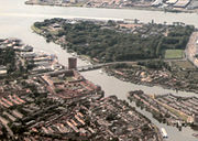 Luchtfoto van de brug (2013)