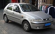 Facelift-mallin (2001) Fiat Palio.