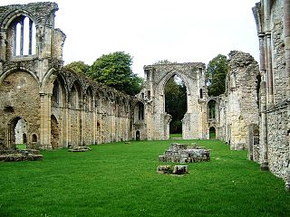 <span class="mw-page-title-main">Netley Abbey</span> Ruins of 13th-century abbey at Hampshire, England